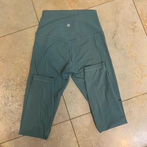 7/8 Lululemon Align leggings